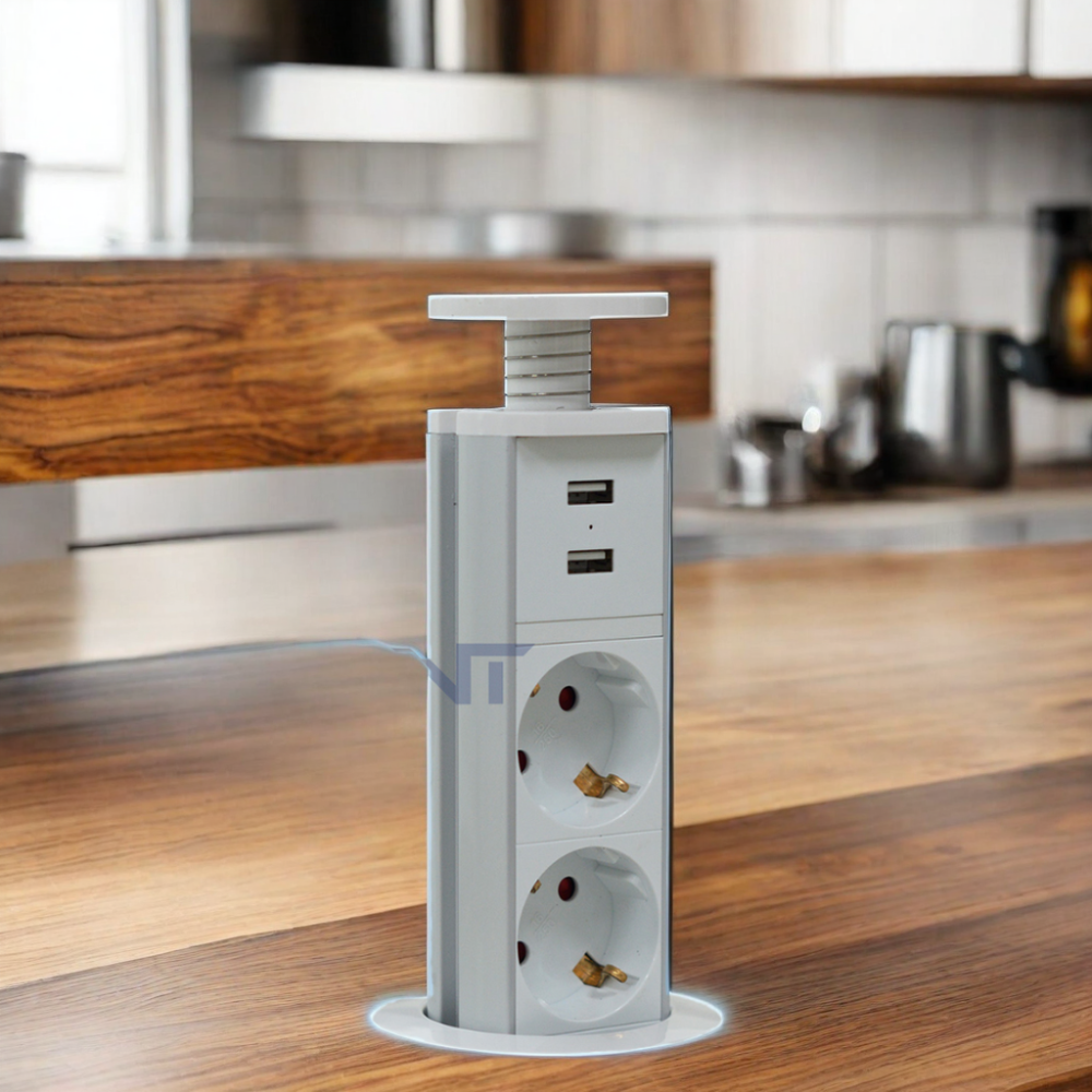 Toma de corriente vertical de la torre de la cocina del color blanco de OEM/ODM IP44 los 6cm con carga por USB