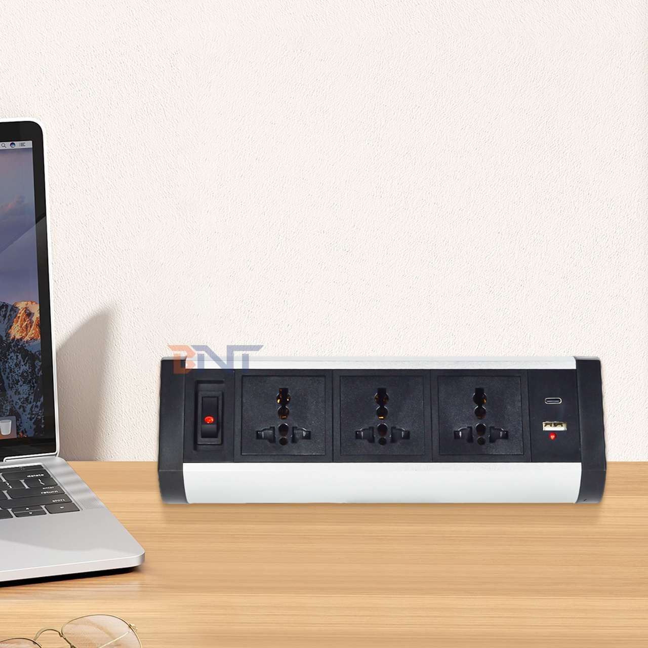 Adhesive clip design Clamp table socket 3 AC Outlets USB A+C Desktop Clamp Socket Power Strip