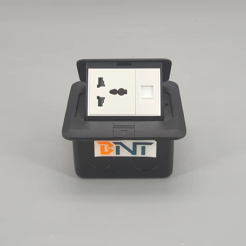 Recessed Floor Socket with 1 Universal Outlet - view 1